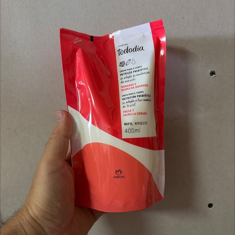 Refil Creme Desodorante Corporal Morango E Baunilha Dourada 400ml
