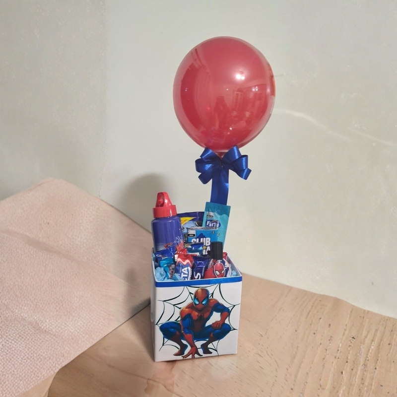 PRESENTE INFANTIL CACHEPO MENINO HOMEM ARANHA