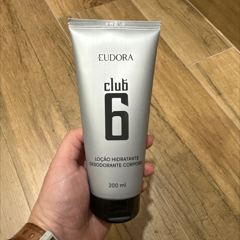 Creme Hidratante Club 6 Corporal 200ml Eudora
