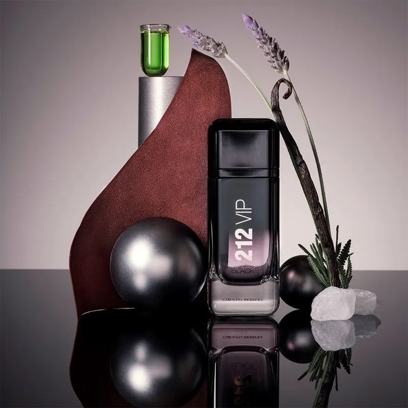 212 Vip Black Carolina Herrera - Eau de Parfum 200ml - foto 3