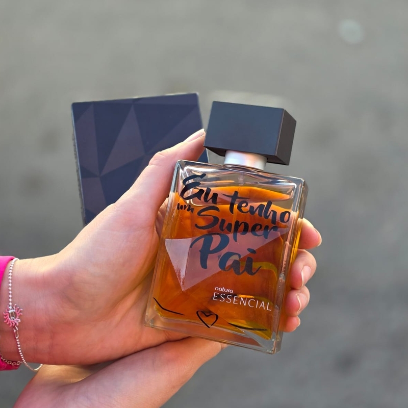 Perfume Essencial Tradicional Masculino Decorado. 100ml