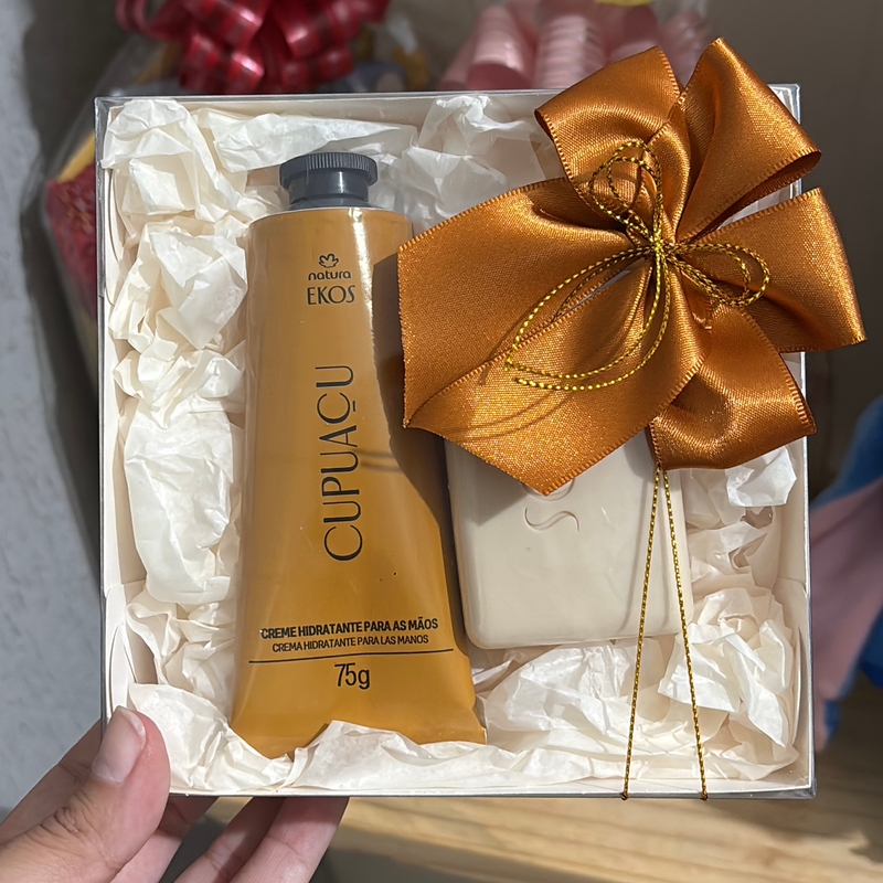Presente Cupuaçu Mãos