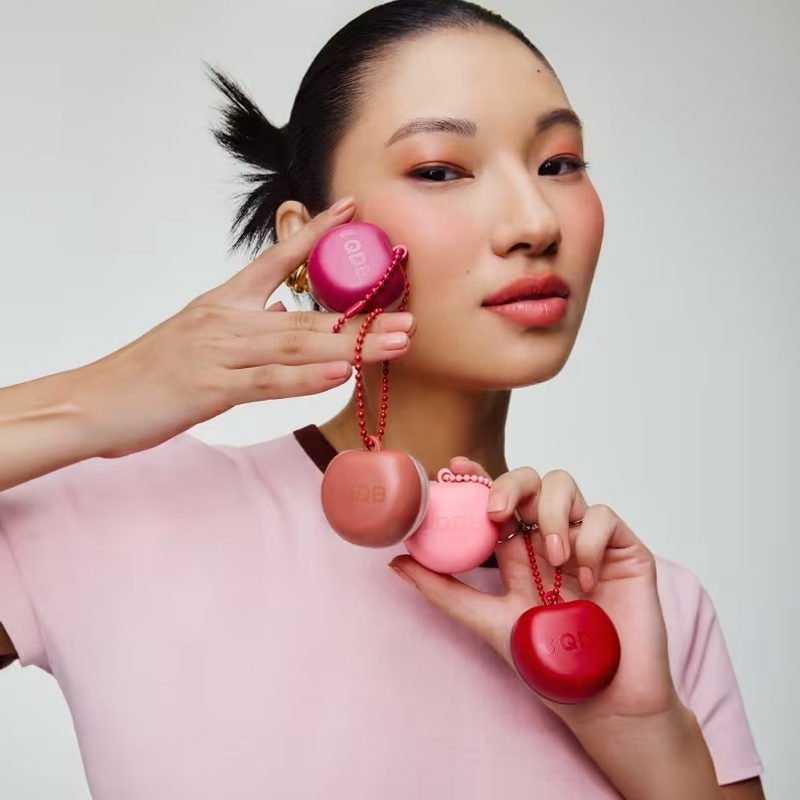 Batom e Blush Multifuncional Marrom Cacau Matcha Mochi Blur 3,5g - foto 3