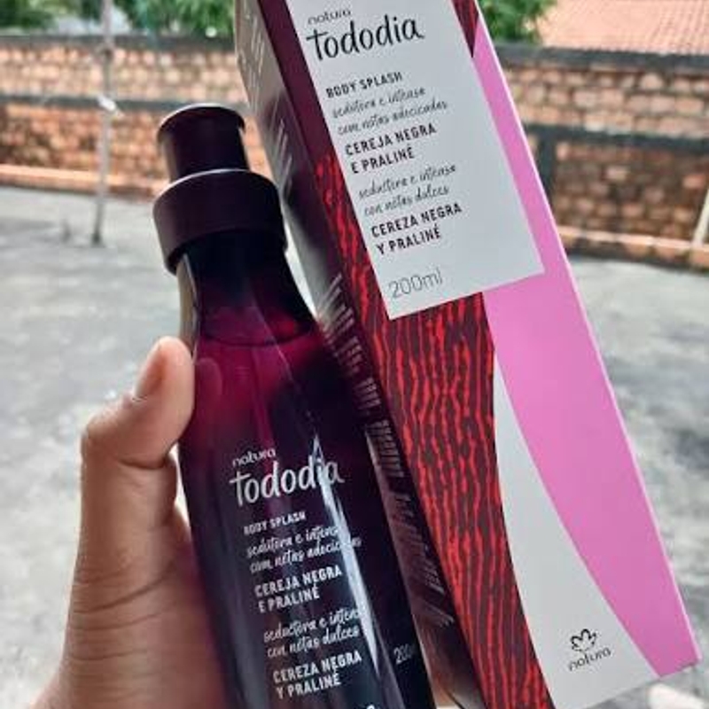 KIT HIDRATANTE 400ML + BODY SPLASH 200ML NATURA TODODIA CEREJA NEGRA - foto 5
