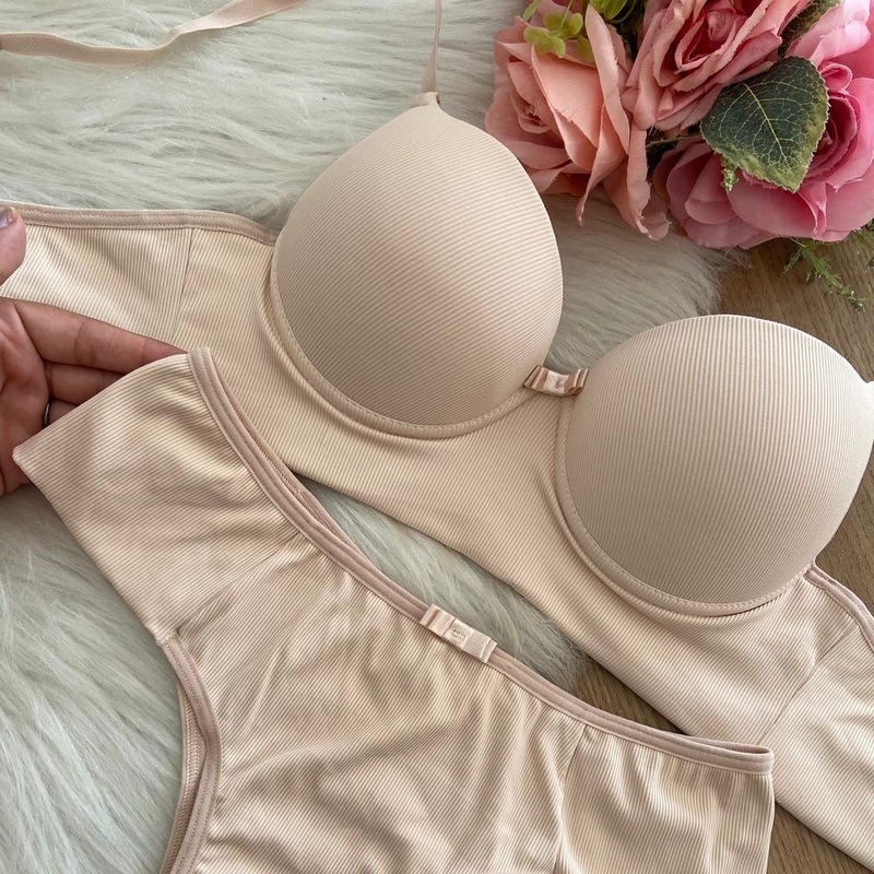 Conjunto Canelado Cor Base