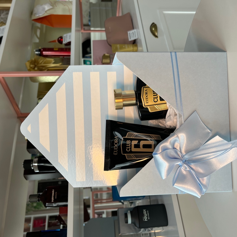 Presente Club 6 Prestige Eau de Parfum 95ml + Loção Corporal 150ml - foto 2