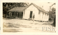 https://s3.us-east-1.amazonaws.com/rw.rosenwald-omeka-prod-stage/original/e750409392d06089a4521e4d32d47c96f1d1074b.jpg