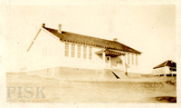 https://s3.us-east-1.amazonaws.com/rw.rosenwald-omeka-prod-stage/original/0d584146ad6a32e0fa6bd174f8cb8235ac1c6e0a.jpg