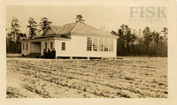 https://s3.us-east-1.amazonaws.com/rw.rosenwald-omeka-prod-stage/original/40b34f5f4226bd423b970ca183cc83bd5c3d06c9.jpg