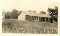https://s3.us-east-1.amazonaws.com/rw.rosenwald-omeka-prod-stage/original/35a2200496ad5108ebe22101a3fb33ba1503db98.jpg