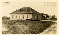 https://s3.us-east-1.amazonaws.com/rw.rosenwald-omeka-prod-stage/original/639c38769ce289e1fba7ab4159b8d015cadcc17c.jpg