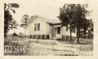 https://s3.us-east-1.amazonaws.com/rw.rosenwald-omeka-prod-stage/original/3e13b8d8b13cdf393f38679efa49efec7b457134.jpg
