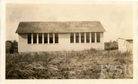 https://s3.us-east-1.amazonaws.com/rw.rosenwald-omeka-prod-stage/original/98eee64a6597692aa792106efad4a53a6bd145a6.jpg