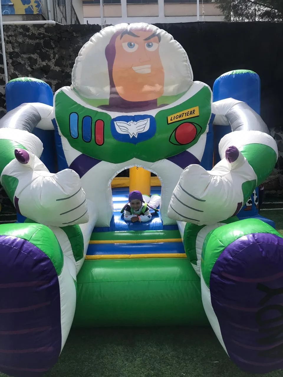 Buzz Light Year