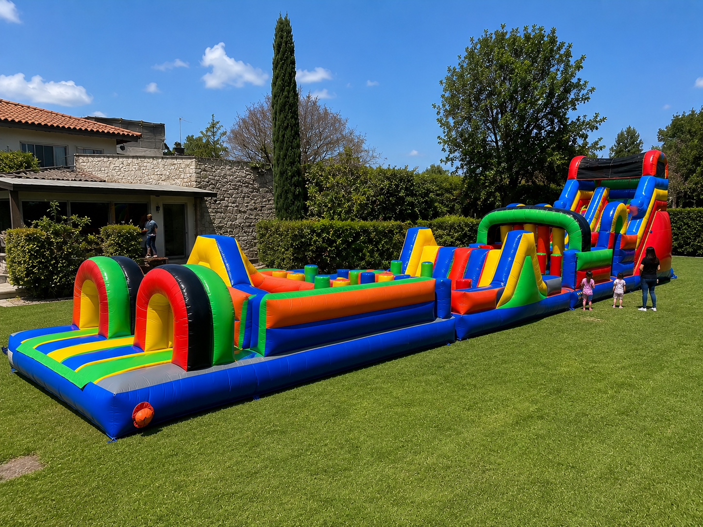 Laberinto Jumbo Con Escaladora 11m + Jumbo Slide 8m