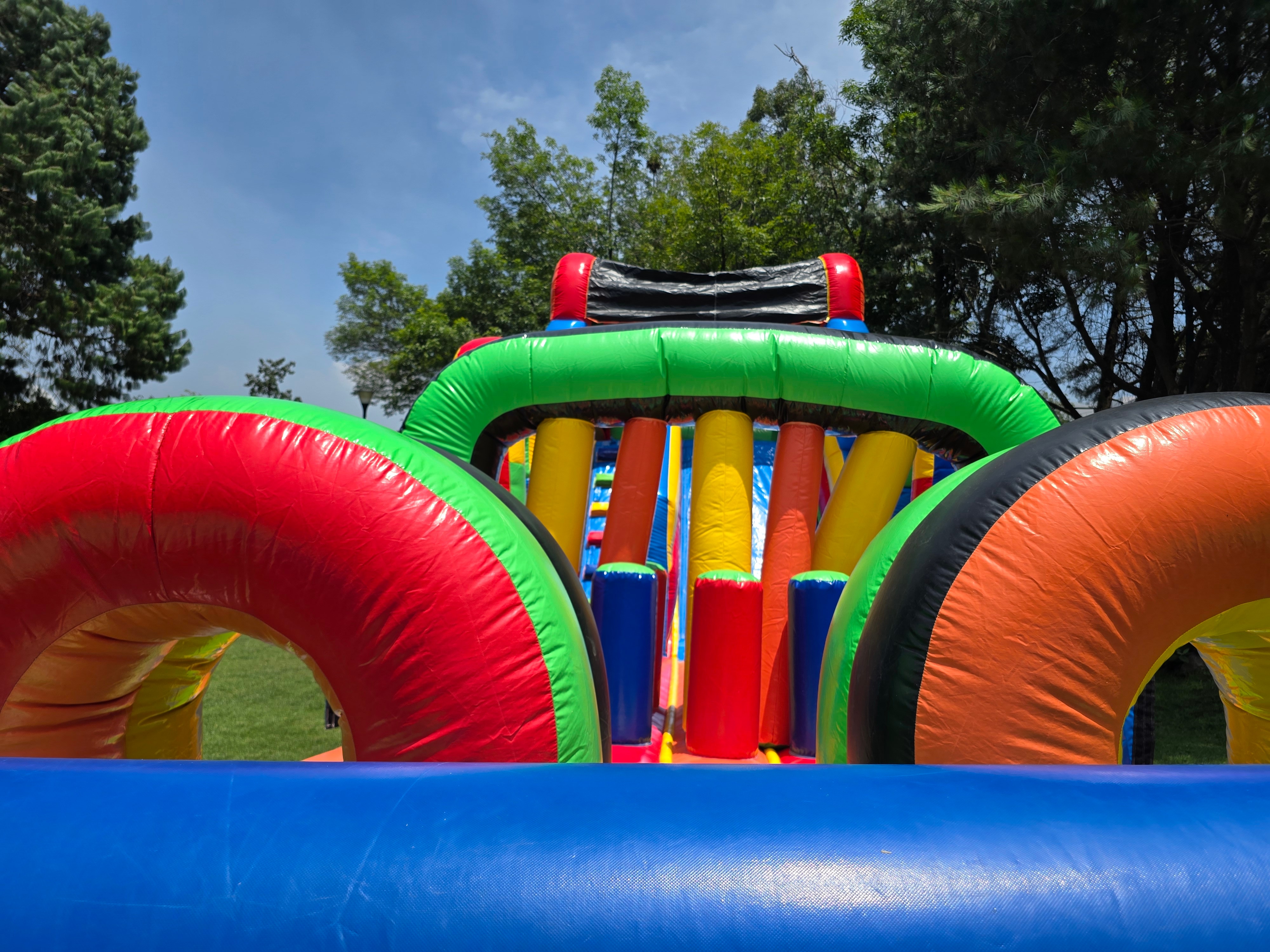 Laberinto Jumbo Con Escaladora 11m + Jumbo Slide 8m foto 8