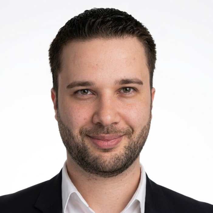 Foto do Professor Lucas Oliveira