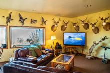 Hunting Lodge