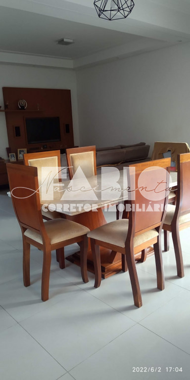 Casa de Condomínio com 3 quartos à venda, 236m² — foto 25 de 30