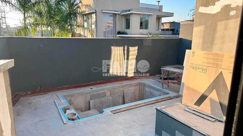 Casa de Condomínio com 3 quartos à venda, 202m² — foto 13 de 18