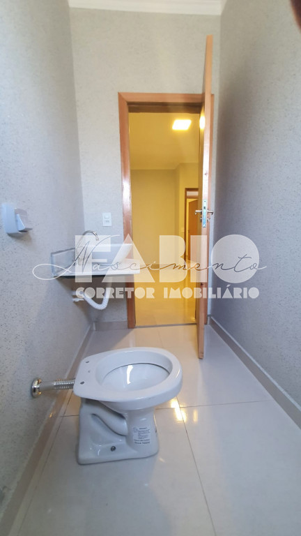 Casa com 2 quartos à venda, 62m² — foto 3 de 17