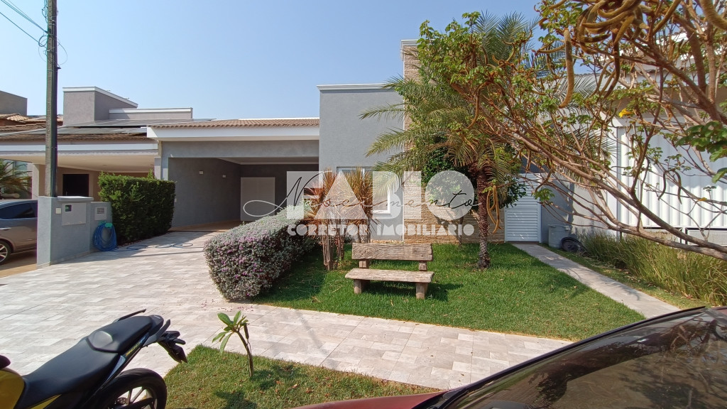 Casa de Condomínio com 3 quartos à venda, 223m² — foto 2 de 27