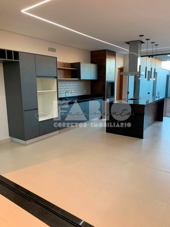 Casa de Condomínio com 3 quartos à venda, 220m² — foto 6 de 8