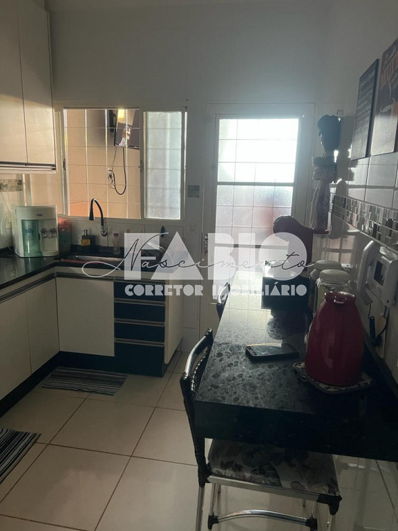 Casa com 2 quartos à venda, 160m² — foto 24 de 25