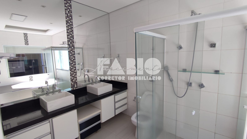 Casa de Condomínio com 4 quartos à venda, 260m² — foto 17 de 30
