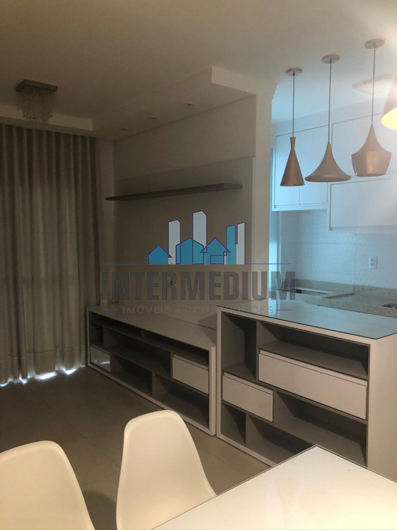 Apartamento com 3 quartos à venda, 77m² — foto 3 de 20