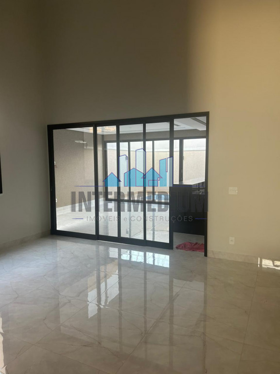 Casa de Condomínio com 3 quartos à venda, 198m² — foto 12 de 27