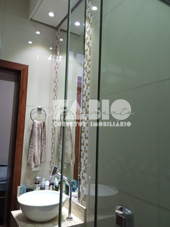 Casa com 3 quartos à venda, 157m² — foto 9 de 17