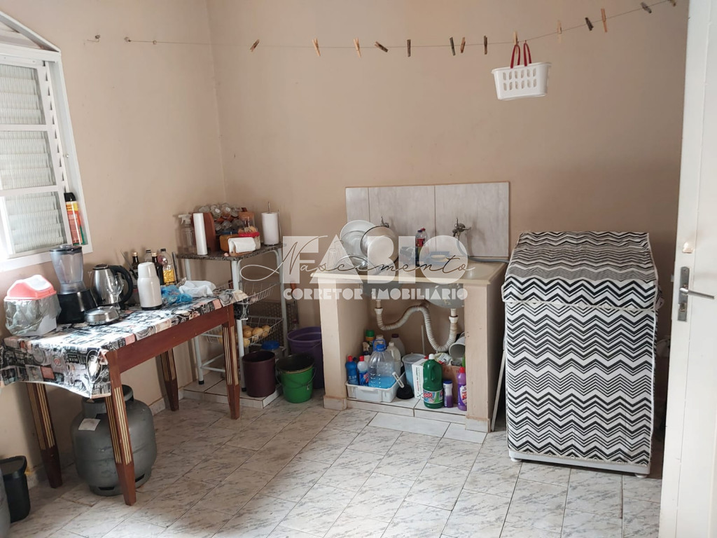 Casa com 3 quartos à venda, 250m² — foto 11 de 21