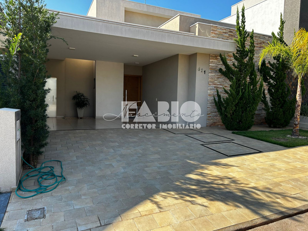 Casa de Condomínio com 3 quartos à venda, 170m² — foto 1 de 30