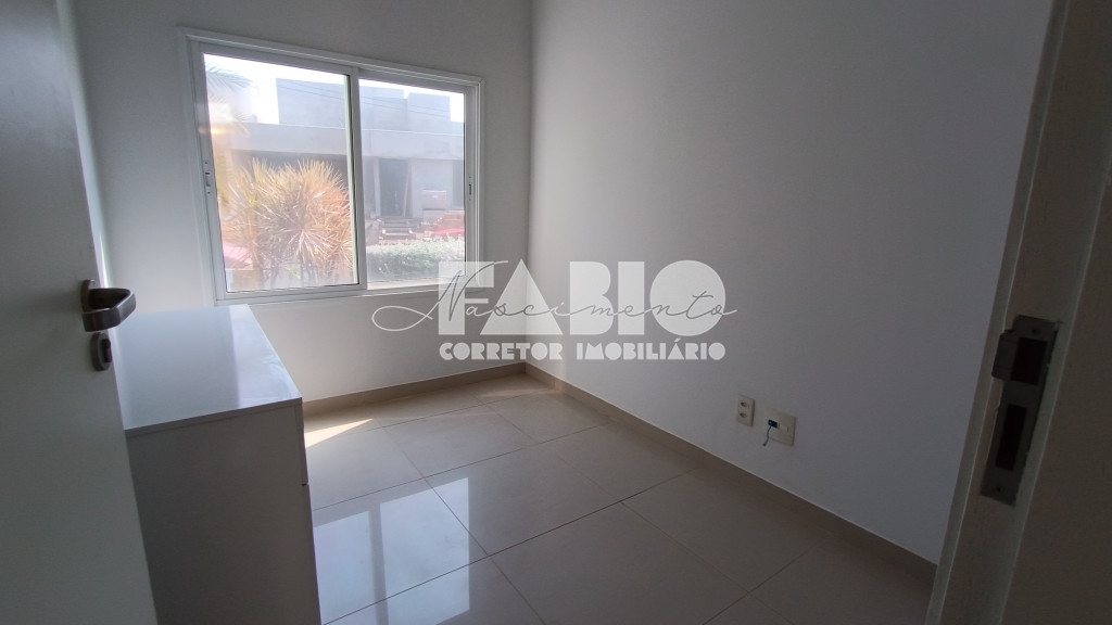 Casa de Condomínio com 3 quartos à venda, 223m² — foto 7 de 27