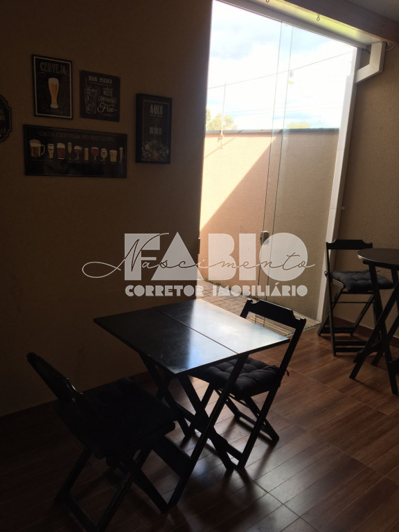 Casa com 3 quartos à venda, 115m² — foto 3 de 18