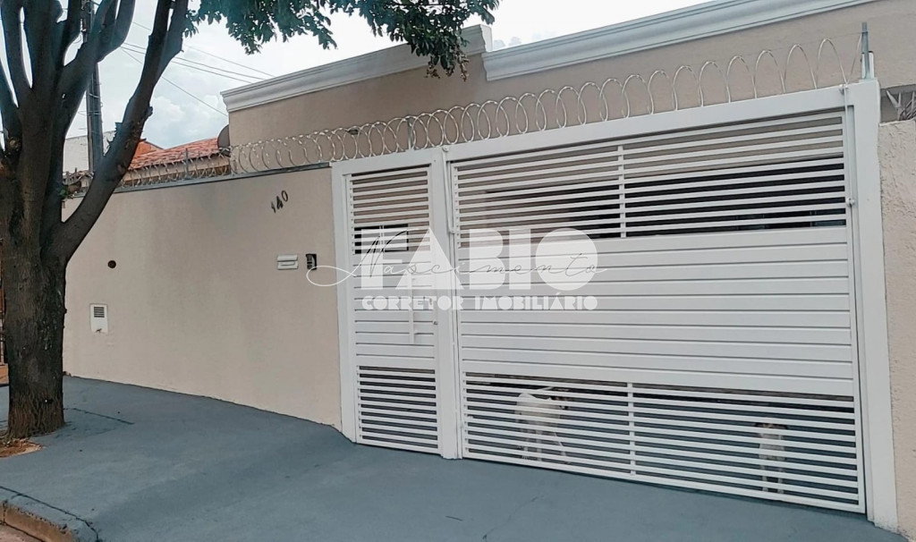 Casa com 3 quartos à venda, 122m² — foto 1 de 21