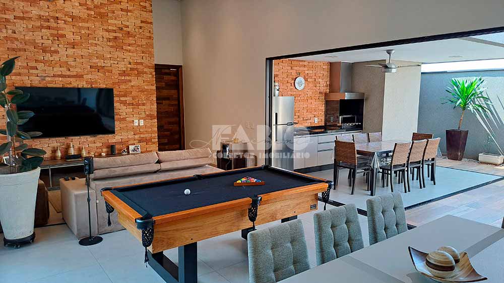 Casa de Condomínio com 3 quartos à venda, 200m² — foto 10 de 30