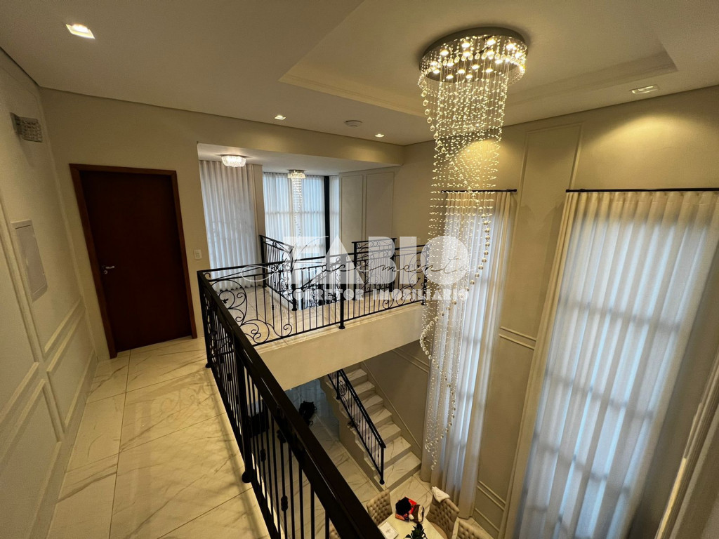Casa de Condomínio com 3 quartos à venda, 250m² — foto 1 de 16