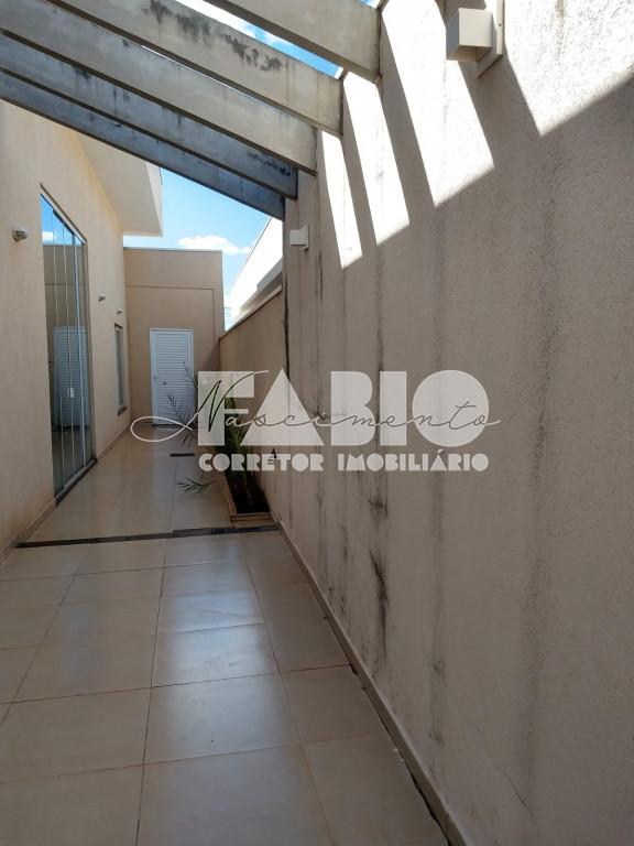 Casa de Condomínio com 3 quartos à venda, 221m² — foto 11 de 15