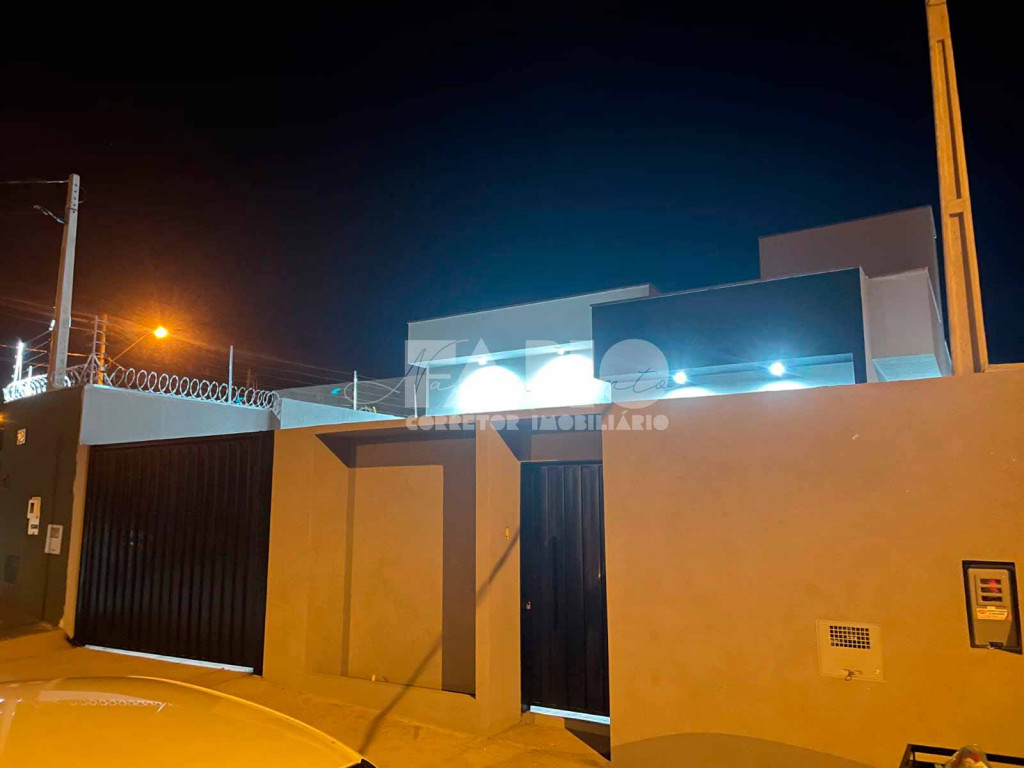 Casa com 3 quartos à venda, 85m² — foto 2 de 12
