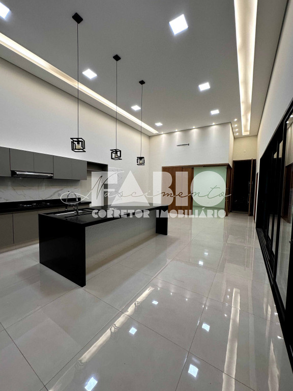 Casa de Condomínio com 3 quartos à venda, 227m² — foto 3 de 29