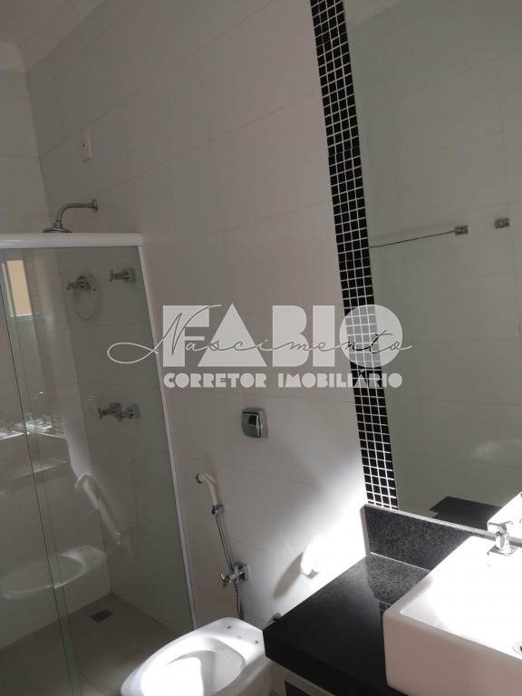 Casa de Condomínio com 3 quartos à venda, 221m² — foto 9 de 15