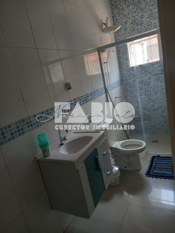 Casa com 4 quartos à venda, 200m² — foto 11 de 17