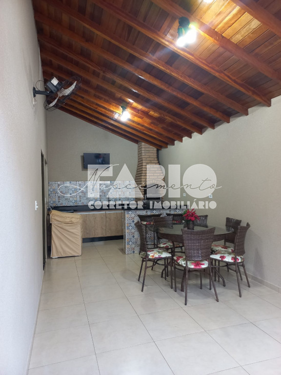 Casa com 3 quartos à venda, 130m² — foto 8 de 17