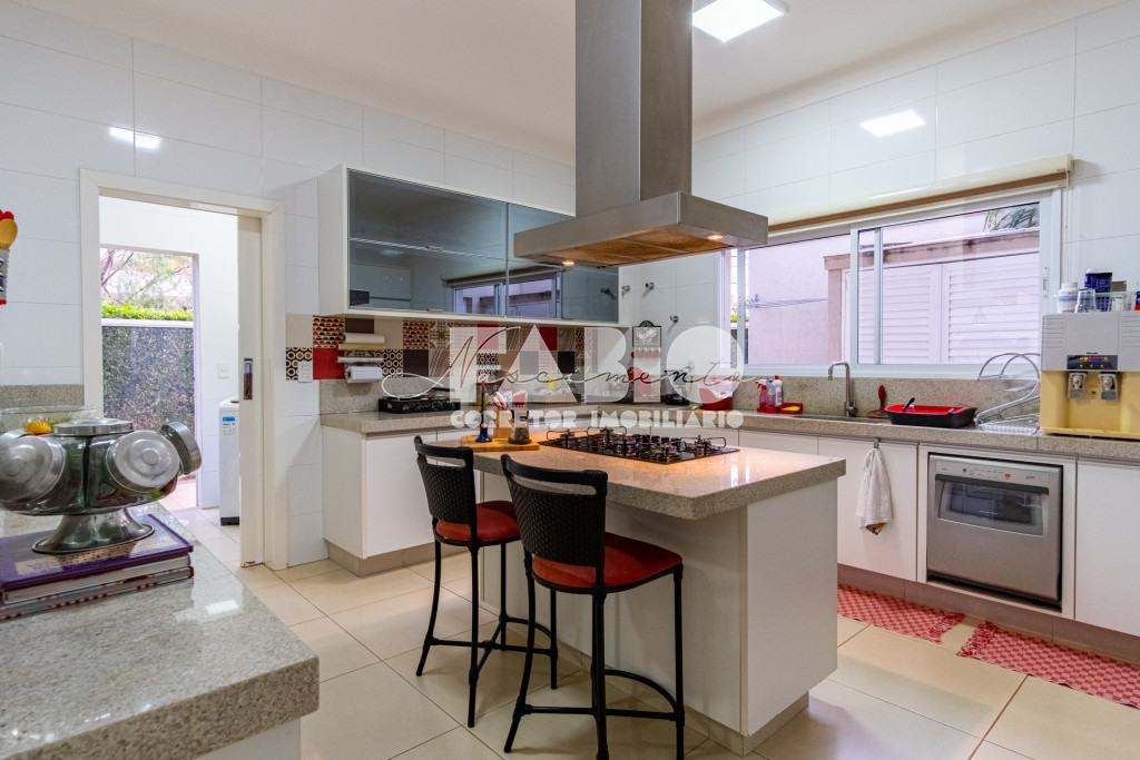 Casa de Condomínio com 3 quartos à venda, 260m² — foto 16 de 30