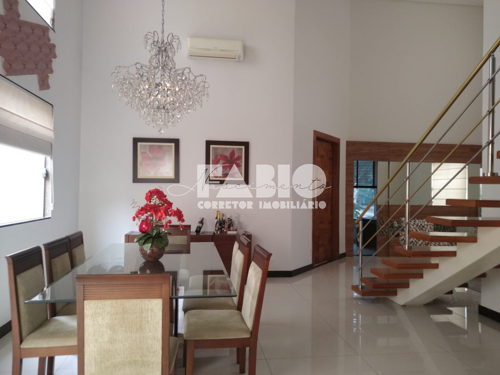 Casa de Condomínio com 4 quartos à venda, 340m² — foto 1 de 28