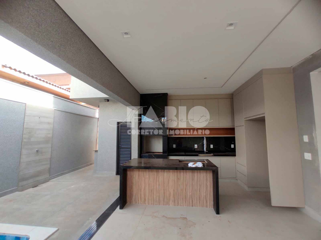 Casa de Condomínio com 3 quartos à venda, 161m² — foto 2 de 23