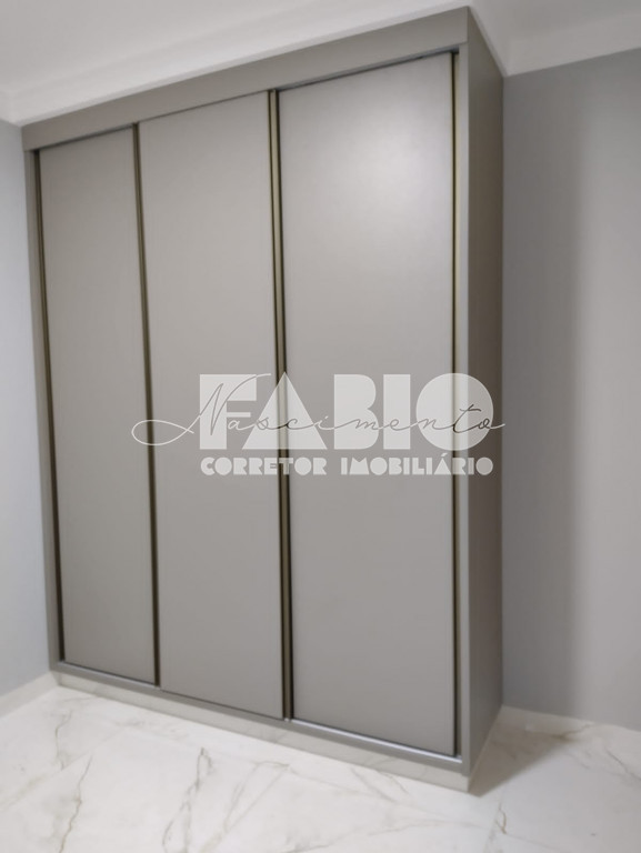 Casa de Condomínio com 3 quartos à venda, 219m² — foto 4 de 30