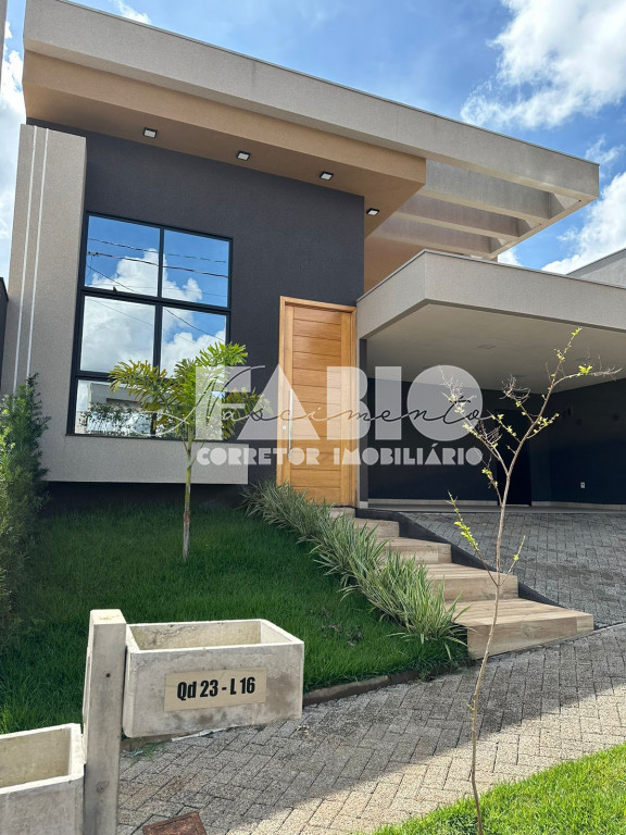Casa de Condomínio com 3 quartos à venda, 169m² — foto 2 de 21